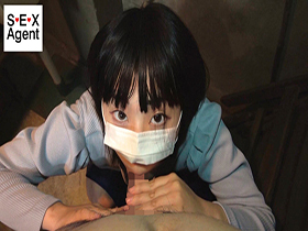 顔出しNG素人女子のマスク着用フェラチオ　サンプル画像04